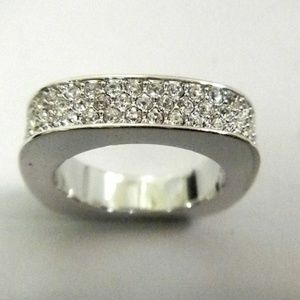 Swarovski Vio Ring size 6 (52)
